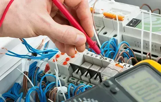 Professional electrician in Erith